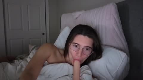 bambifarrina online show from January 10, 5:24 am