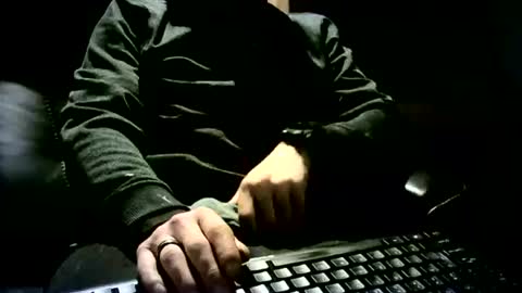 Snapshot of banginondadrumsalldaylong chatting on January 9, 11:58 am banginondadrumsalldaylong online show from January 9, 11:58 am