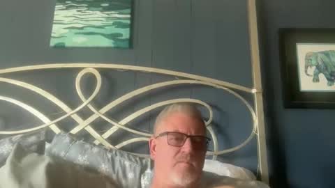 bapeter218 online show from December 13, 8:26 pm