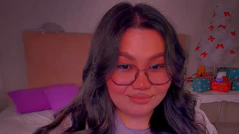 Barbie Kim online show from February 7, 7:49 pm