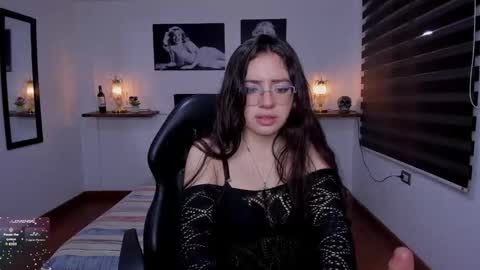 Snapshot of barbara_joness chatting on October 22, 8:10 pm Barbara online show from October 22, 8:10 pm