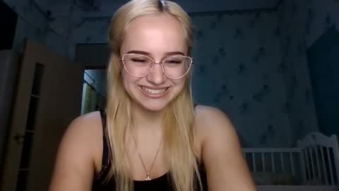 barbie___girl online show from February 1, 2:47 pm