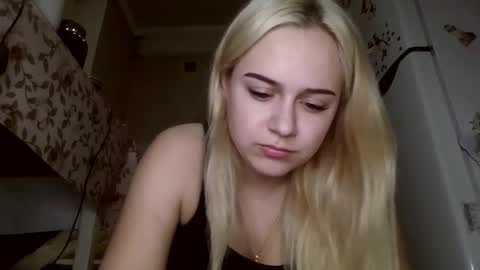 barbie___girl online show from February 7, 7:50 pm