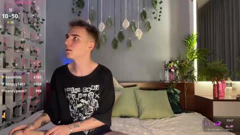 My name is Molly. Please say hello I like talking to you. If you have any wishes or obscene desires please use the tip menu online show from February 7, 1:43 pm