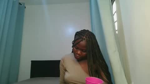 queen online show from March 22, 9:46 am