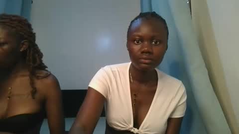 queen online show from February 20, 9:33 am