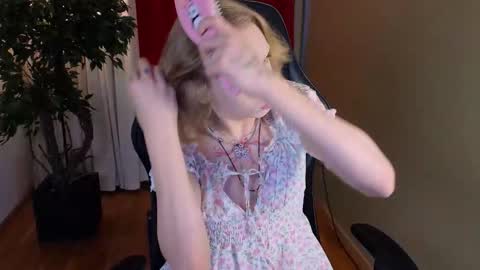 barbie_richy online show from November 21, 10:24 am