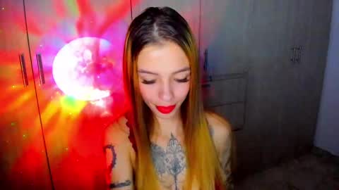 Snapshot of barbiie_5 chatting on September 23, 5:45 am Barbie online show from September 23, 5:45 am