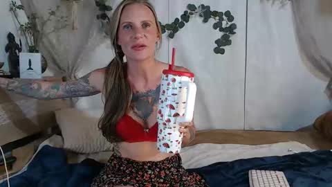 BareFootMuse online show from May 3, 1:33 am