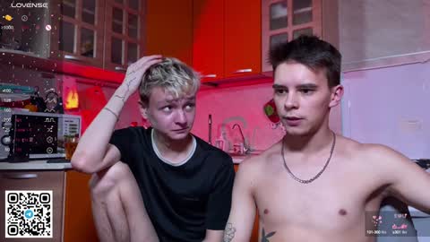 Fansly  Barney  and Kevin T  online show from December 3, 6:11 pm