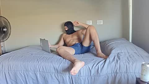 Str8bros online show from February 22, 9:39 pm