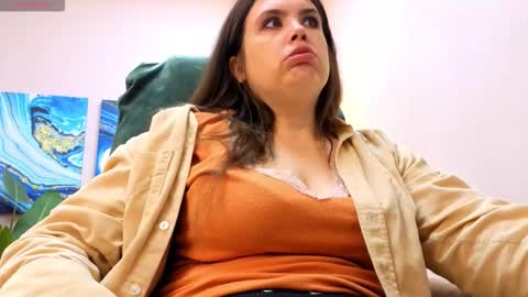 battymoll online show from September 9, 10:37 am