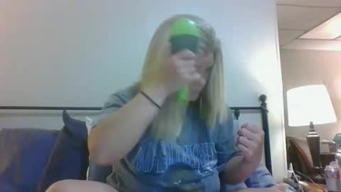 Baylee online show from September 24, 2:02 pm