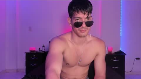 Valentino online show from February 7, 9:15 pm