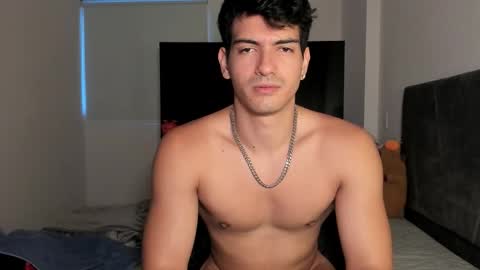 Valentino online show from October 18, 10:47 pm