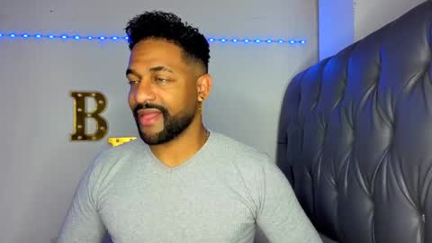 john online show from April 15, 4:05 am