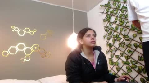 Snapshot of be_sinners chatting on September 28, 2:42 am Sara Juan online show from September 28, 2:42 am
