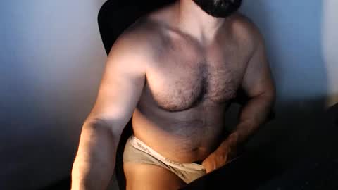 Beard Guy online show from October 8, 9:32 pm