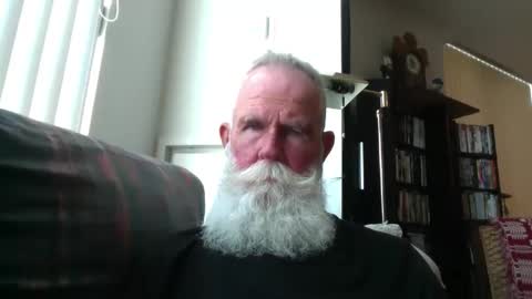 beardbushy online show from September 11, 4:30 pm