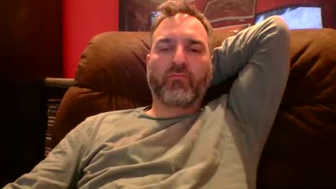 beardedambition online show from December 14, 3:57 am