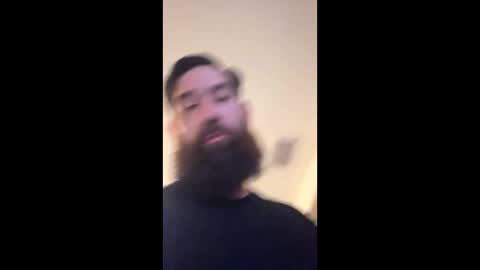 beardedbabe online show from May 21, 5:03 am