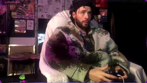 beast bxy online show from December 16, 6:32 am