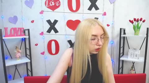 BeatriceFlyy online show from February 24, 4:47 pm