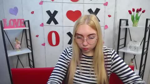 BeatriceFlyy online show from March 5, 6:12 am