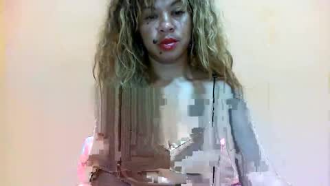 Snapshot of beaute_choco chatting on January 19, 10:17 pm Eva online show from January 19, 10:17 pm