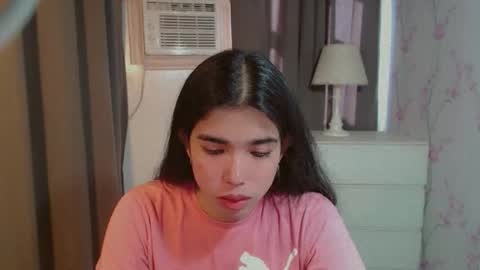 TRIXIE online show from April 7, 7:10 am