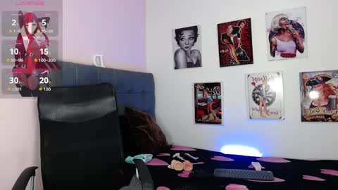 lana online show from April 4, 1:56 am