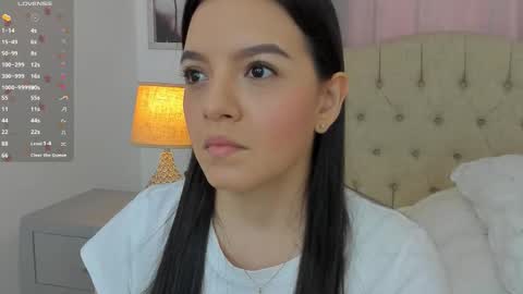 Ariana Reyes online show from November 24, 12:37 pm