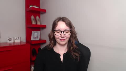 Zoe online show from March 6, 8:09 am