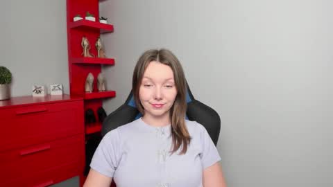 Zoe online show from September 15, 5:31 am