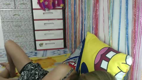 bebelove25 online show from December 20, 1:03 am