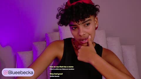 Beecckkkaaa online show from May 5, 12:33 pm