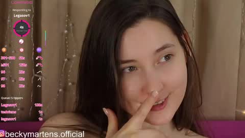 BeckyMartens come join me on    while im offline here  online show from June 5, 6:52 am