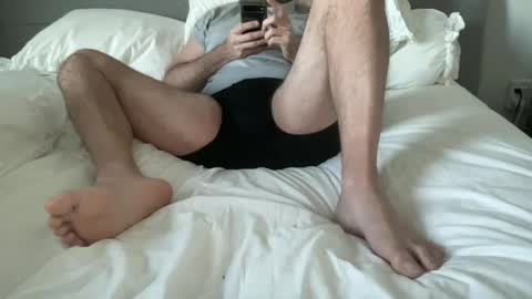Snapshot of bed_bottom chatting on October 24, 11:55 am bed_bottom online show from October 24, 11:55 am
