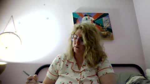 Snapshot of bedbandits chatting on October 2, 10:14 am Bedbandits69 online show from October 2, 10:14 am