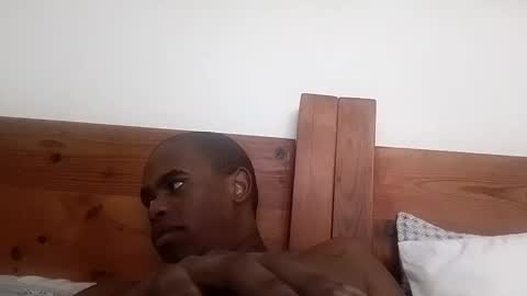 Snapshot of bedroom_gangster chatting on September 21, 6:39 am Frank online show from September 21, 6:39 am