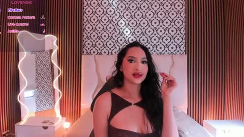 BELLA online show from April 1, 1:41 pm