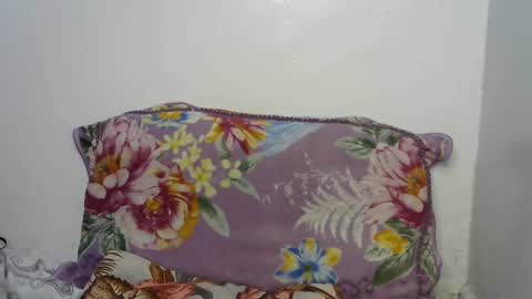 beeswee online show from January 19, 9:01 am