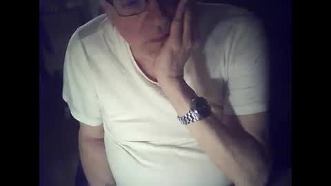 bekklove1 online show from April 8, 5:05 pm