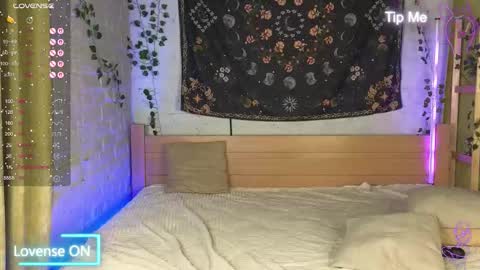 Snapshot of bekky_hammon chatting on October 15, 5:22 am Bekky online show from October 15, 5:22 am