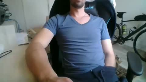 bel7ebite online show from December 31, 3:09 pm