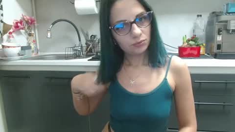 Snapshot of bela747741 chatting on February 13, 7:42 pm kevin and Bella online show from February 13, 7:42 pm