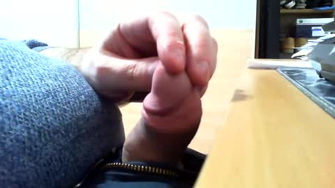 belgianfatcock online show from October 28, 9:43 am