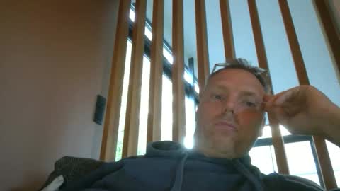 belgianordenary online show from April 7, 6:26 am