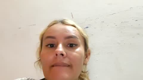 belinda8912 online show from July 3, 5:34 am