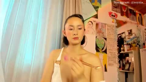 Zia online show from March 21, 8:57 pm